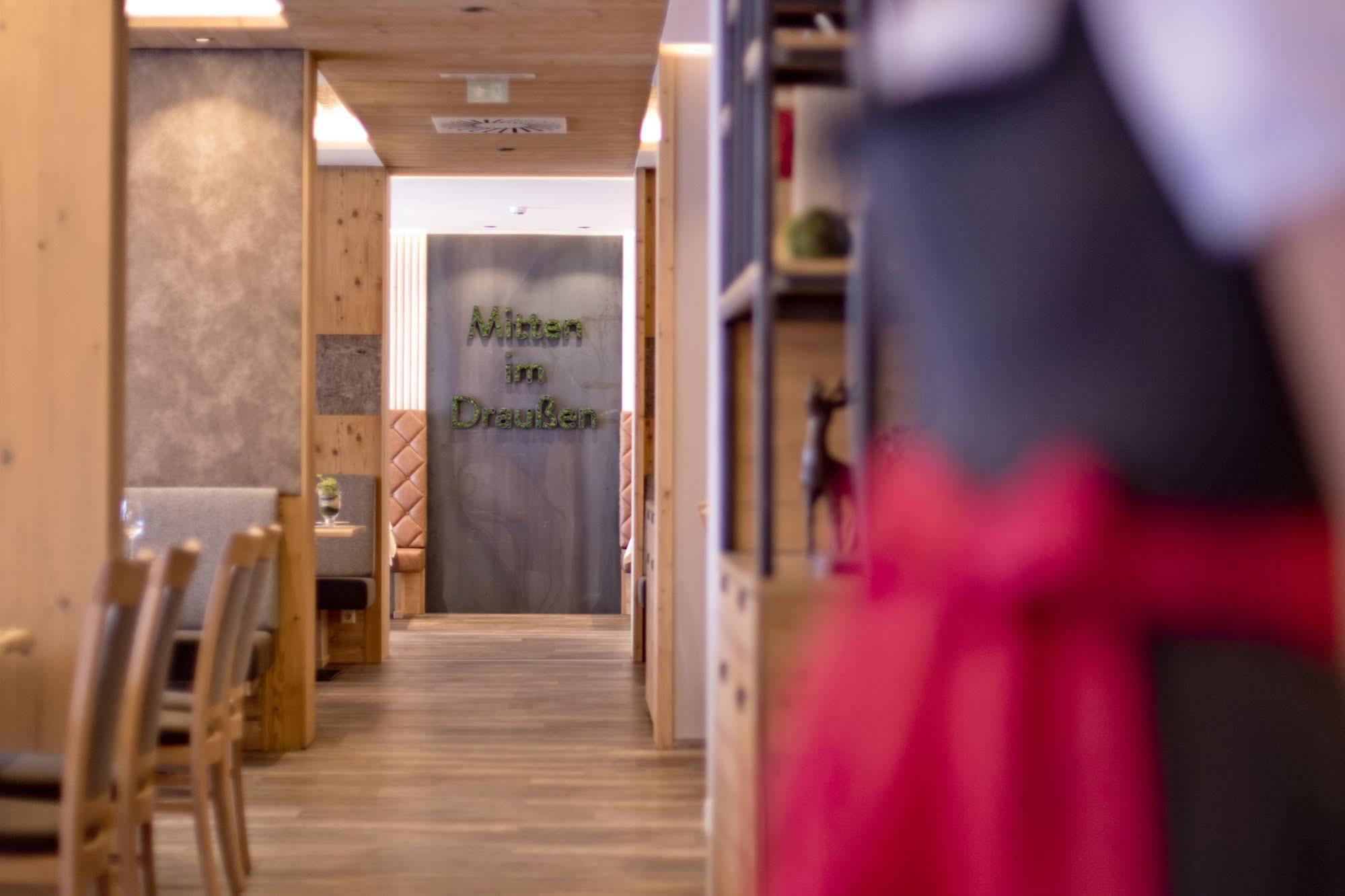 Spa & Naturhotel Outside Matrei in Osttirol Ngoại thất bức ảnh